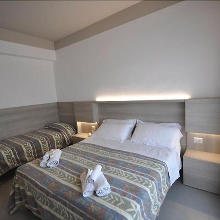 Hotel Alhambra Rimini Eksteriør bilde